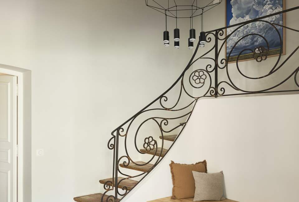 Elegant Hillside Retreat in the Heart of the Côte d’Azur - Mougins, France