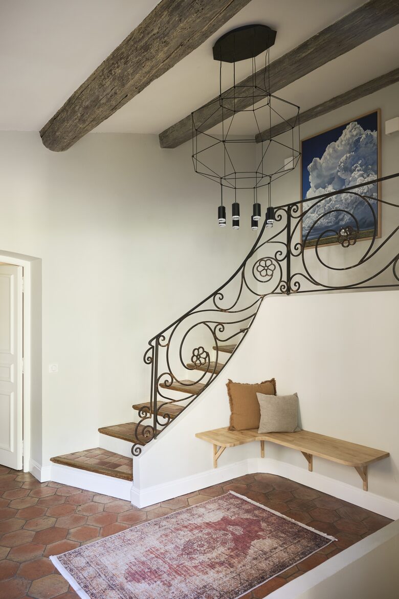 Elegant Hillside Retreat in the Heart of the Côte d’Azur - Mougins, France