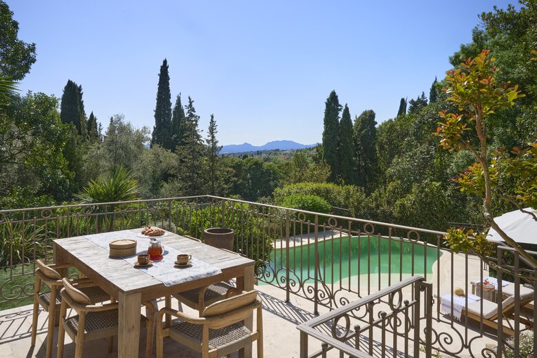 Elegant Hillside Retreat in the Heart of the Côte d’Azur - Mougins, France