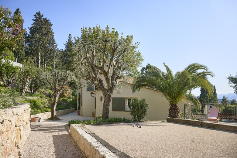 Elegant Hillside Retreat in the Heart of the Côte d’Azur - Mougins, France