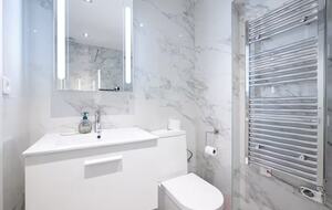 Contemporary Cannes Villa in Croix des Gardes - Cannes, France