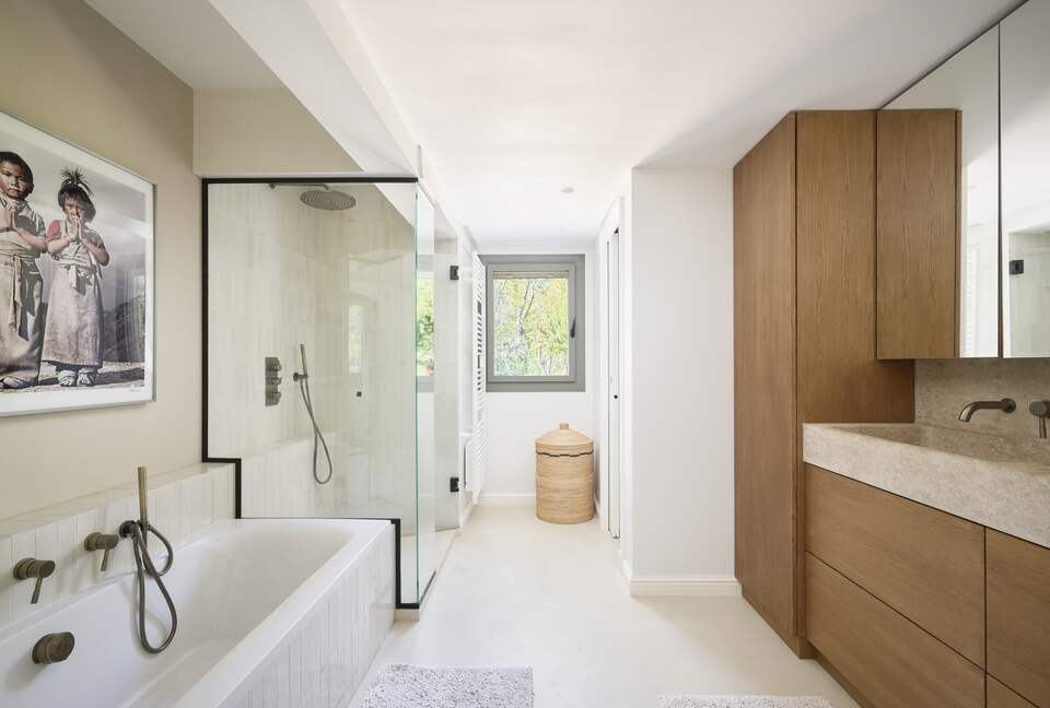 Elegant Hillside Retreat in the Heart of the Côte d’Azur - Mougins, France