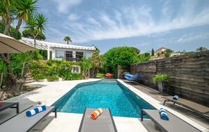 Contemporary Cannes Villa in Croix des Gardes - Cannes, France