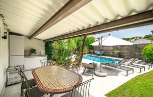 Contemporary Cannes Villa in Croix des Gardes - Cannes, France