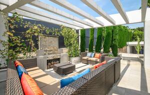 Contemporary Cannes Villa in Croix des Gardes - Cannes, France