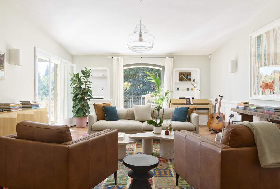 Elegant Hillside Retreat in the Heart of the Côte d’Azur - Mougins, France