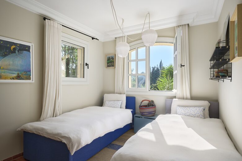 Elegant Hillside Retreat in the Heart of the Côte d’Azur - Mougins, France