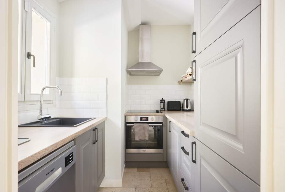 Elegant Hillside Retreat in the Heart of the Côte d’Azur - Mougins, France