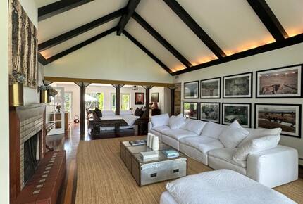 Southampton Village Retreat - Southampton, New York