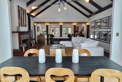 Southampton Village Retreat - Southampton, New York