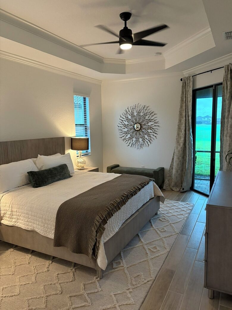 Stylish Lakewood National Home Overlooking the 7th Hole - Bradenton, Florida