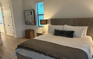 Stylish Lakewood National Home Overlooking the 7th Hole - Bradenton, Florida