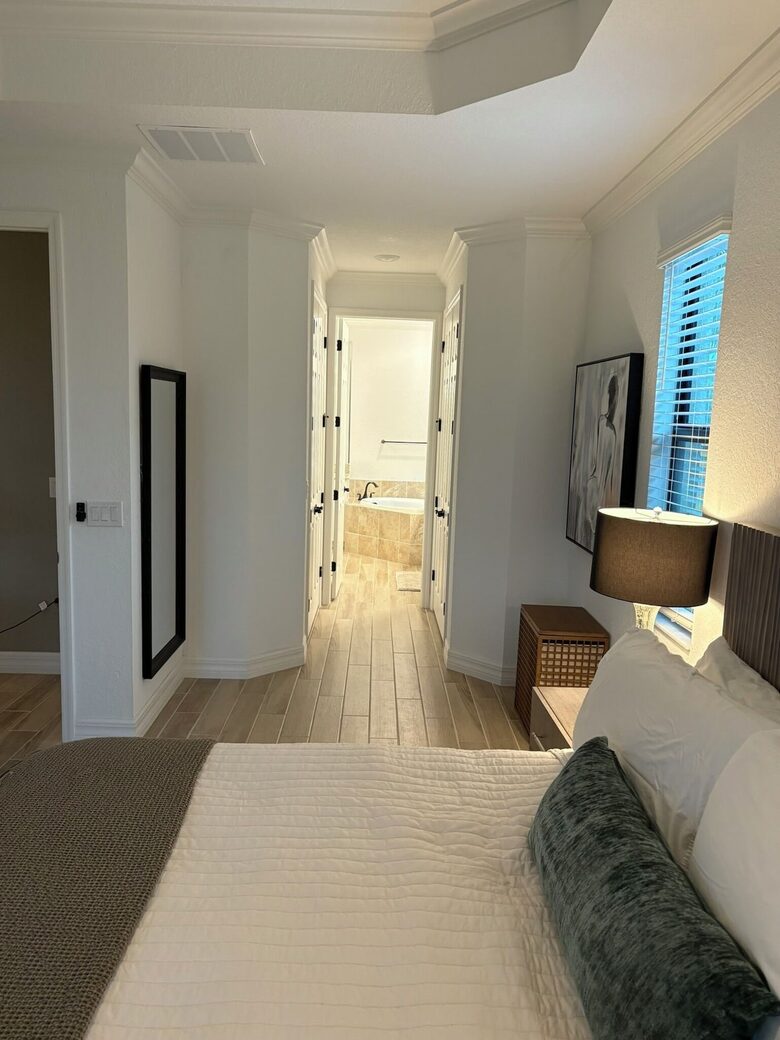 Stylish Lakewood National Home Overlooking the 7th Hole - Bradenton, Florida