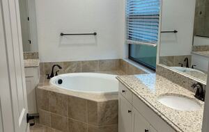 Stylish Lakewood National Home Overlooking the 7th Hole - Bradenton, Florida