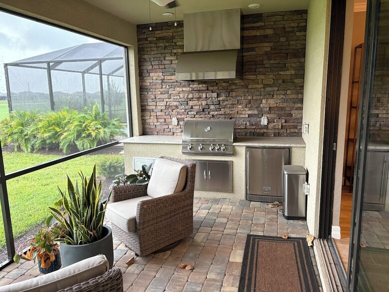 Stylish Lakewood National Home Overlooking the 7th Hole - Bradenton, Florida