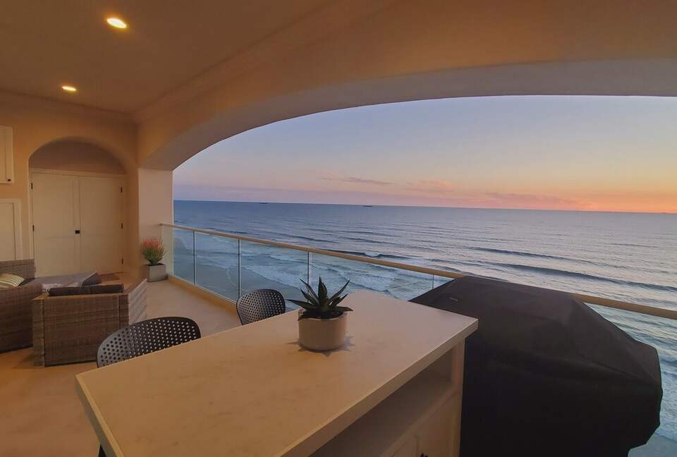 Oceanfront Baja Retreat with Private Beach - Rosarito, Mexico