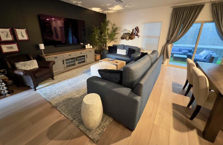 Contemporary Las Vegas Getaway Near Red Rock Canyon - Las Vegas, Nevada