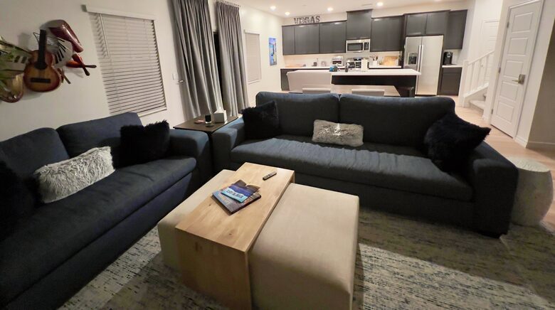 Contemporary Las Vegas Getaway Near Red Rock Canyon - Las Vegas, Nevada