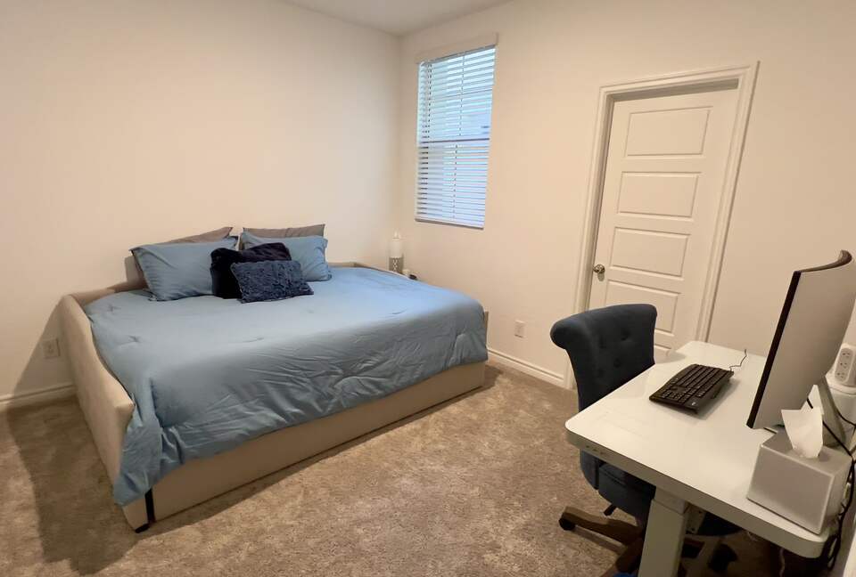 Contemporary Las Vegas Getaway Near Red Rock Canyon - Las Vegas, Nevada