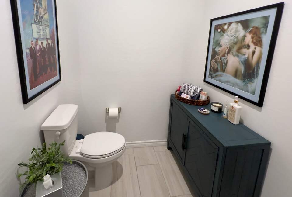 Contemporary Las Vegas Getaway Near Red Rock Canyon - Las Vegas, Nevada