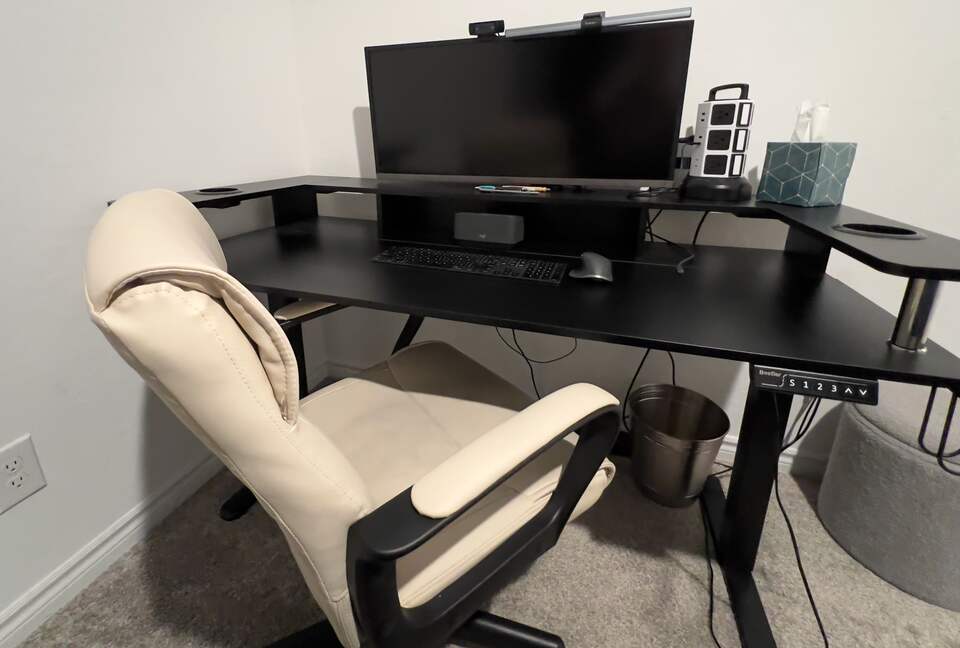 Contemporary Las Vegas Getaway Near Red Rock Canyon - Las Vegas, Nevada