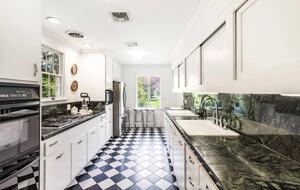 Southampton Village Retreat - Southampton, New York