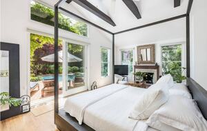 Southampton Village Retreat - Southampton, New York