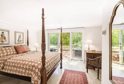 Southampton Village Retreat - Southampton, New York