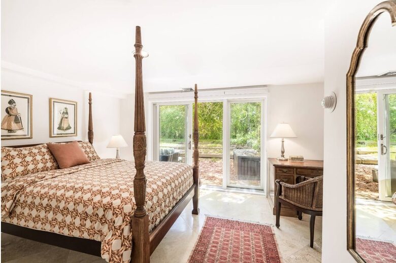 Southampton Village Retreat - Southampton, New York