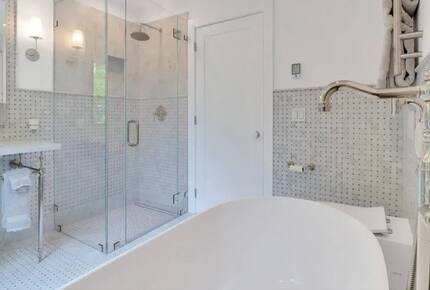 Southampton Village Retreat - Southampton, New York