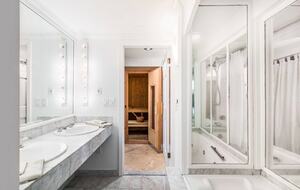 Southampton Village Retreat - Southampton, New York