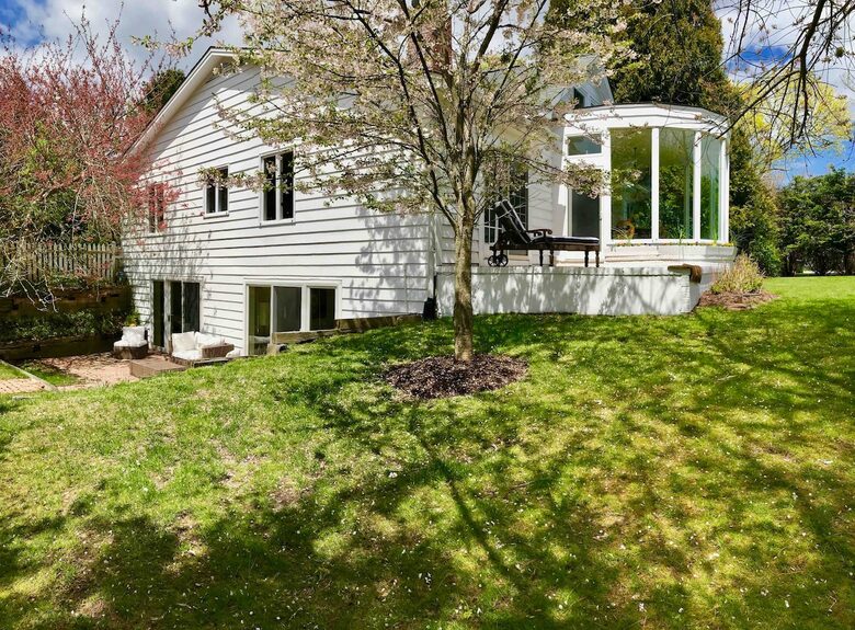 Southampton Village Retreat - Southampton, New York