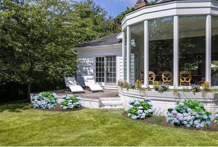 Southampton Village Retreat - Southampton, New York