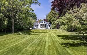 Southampton Village Retreat - Southampton, New York