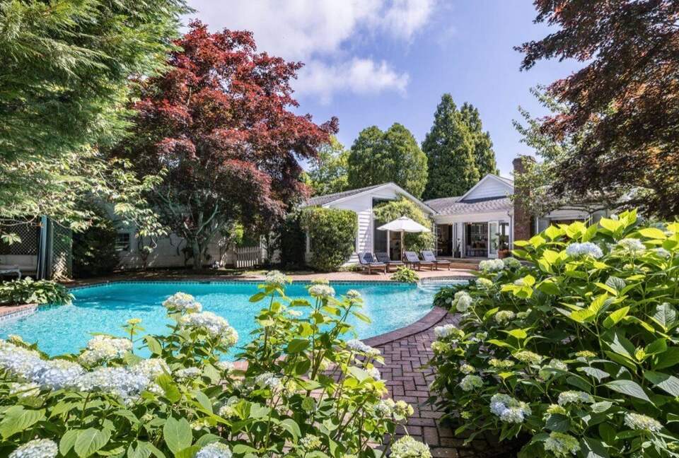 Southampton Village Retreat - Southampton, New York