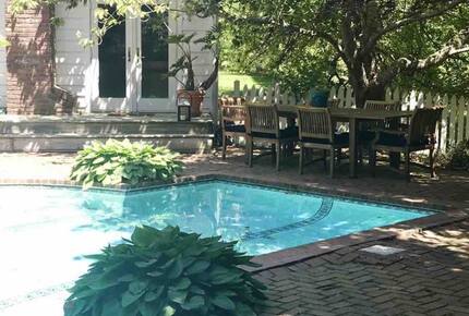 Southampton Village Retreat - Southampton, New York