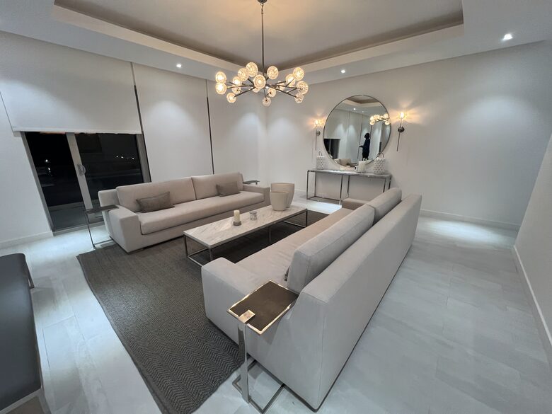 Island Chic Haven in Palm Cay | Steps from the Beach & Yacht Club - Nassau, Bahamas