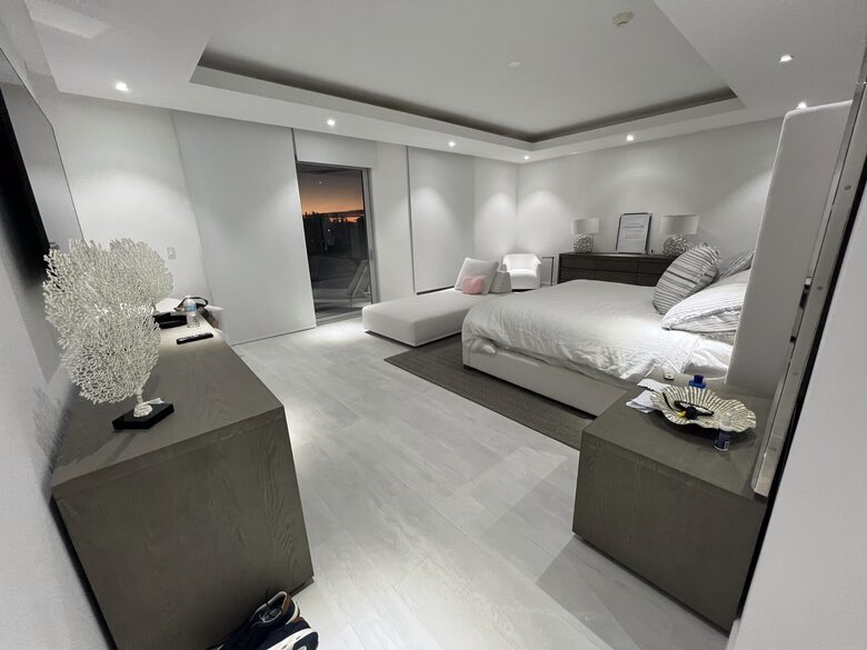 Island Chic Haven in Palm Cay | Steps from the Beach & Yacht Club - Nassau, Bahamas