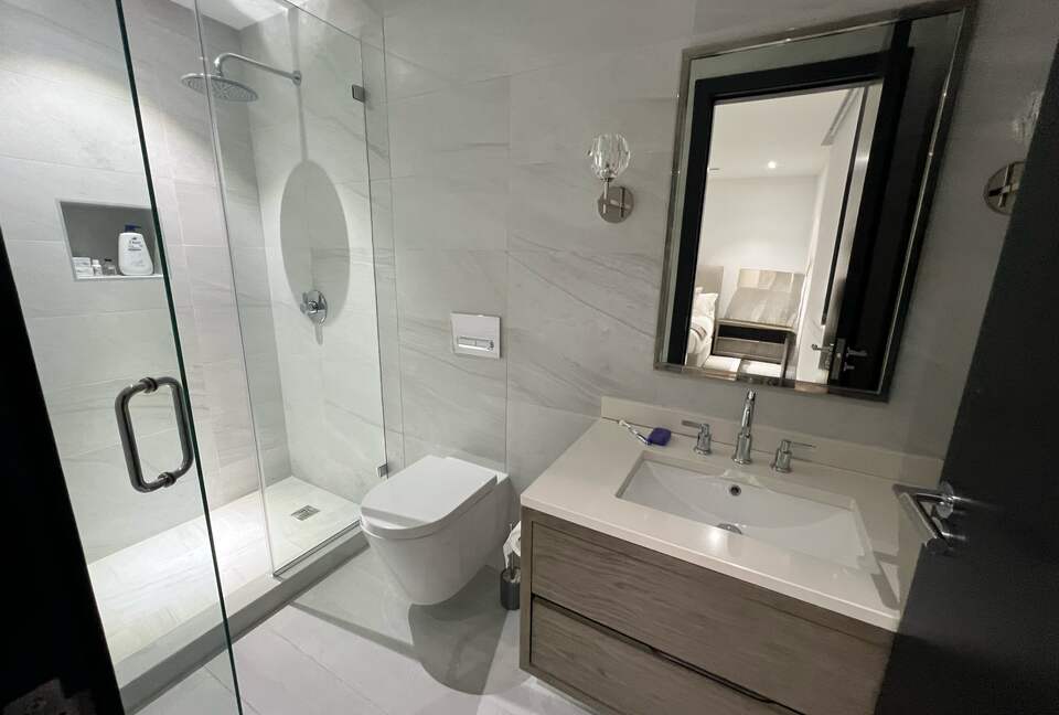 Island Chic Haven in Palm Cay | Steps from the Beach & Yacht Club - Nassau, Bahamas