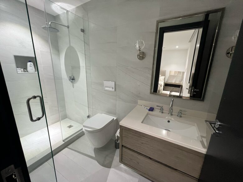 Island Chic Haven in Palm Cay | Steps from the Beach & Yacht Club - Nassau, Bahamas