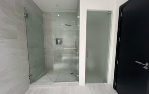 Island Chic Haven in Palm Cay | Steps from the Beach & Yacht Club - Nassau, Bahamas