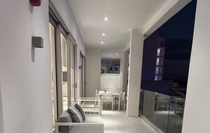 Island Chic Haven in Palm Cay | Steps from the Beach & Yacht Club - Nassau, Bahamas