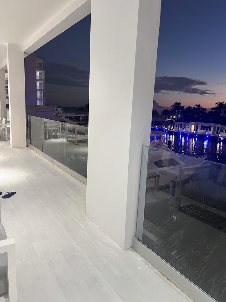 Island Chic Haven in Palm Cay | Steps from the Beach & Yacht Club - Nassau, Bahamas