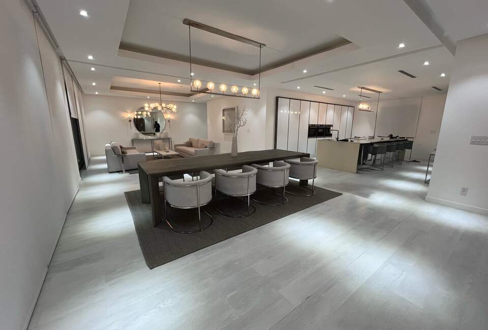 Island Chic Haven in Palm Cay | Steps from the Beach & Yacht Club - Nassau, Bahamas