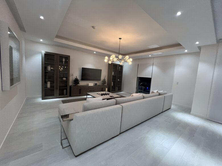 Island Chic Haven in Palm Cay | Steps from the Beach & Yacht Club - Nassau, Bahamas