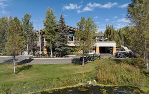 Designer Sun Valley Retreat near Dollar Mountain - Sun Valley, Idaho