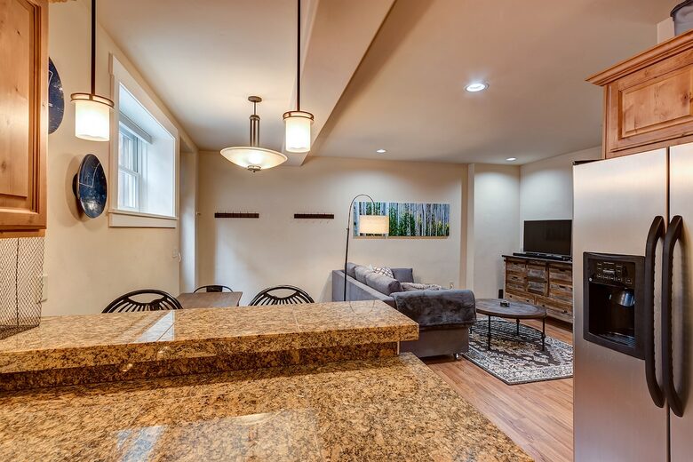 Modern Barn Retreat in Downtown Breckenridge - Breckenridge, Colorado