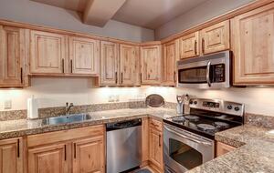 Modern Barn Retreat in Downtown Breckenridge - Breckenridge, Colorado