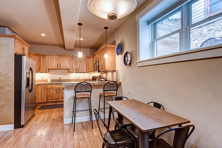 Modern Barn Retreat in Downtown Breckenridge - Breckenridge, Colorado