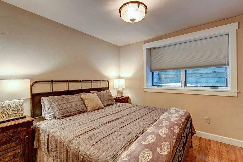 Modern Barn Retreat in Downtown Breckenridge - Breckenridge, Colorado